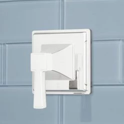 Signature Hardware Pinecrest Thermostatic Shower System with Shower Head, Hand Shower, Slide Bar, Bodysprays, Shower Arm, Hose, Valve Trim, and Lever Handles - Less Rough-In Valve -Signature Hardware Shop signature hardware 950069 10 2 5 lv alternate image 90